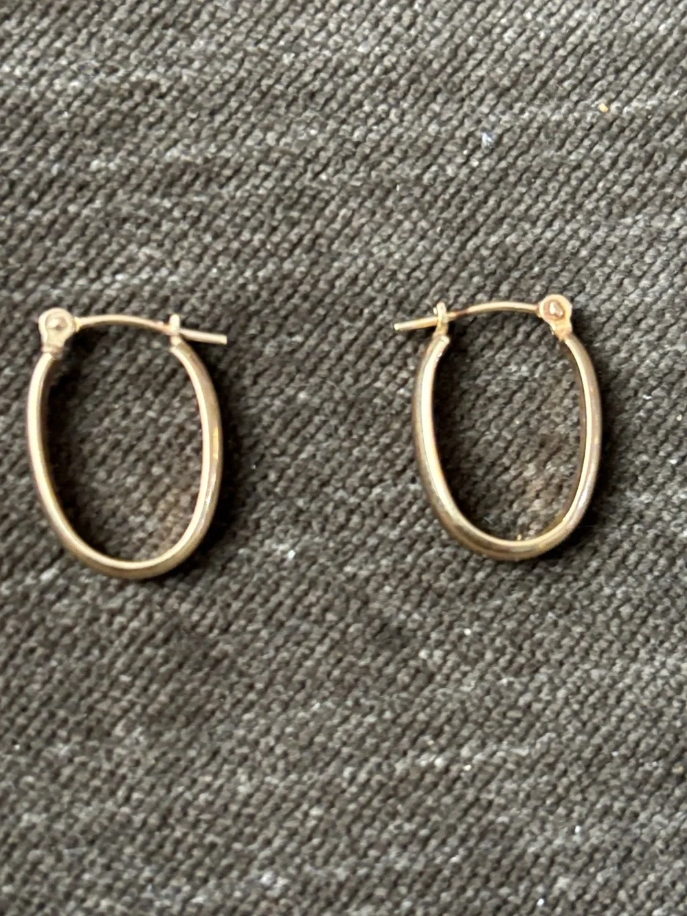 14K 585 YG Oval Hoop Earrings Real Yellow Gold Fine Jewelry